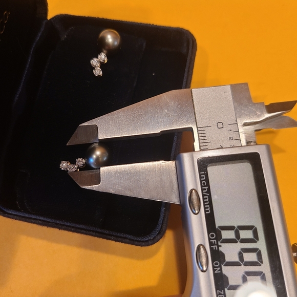 Pearl Earrings 14k gold and diamonds - Picture 8 of 8